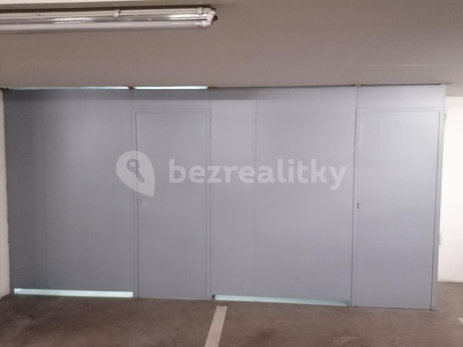 garage to rent, 21 m², Jeseniova, Prague, Prague