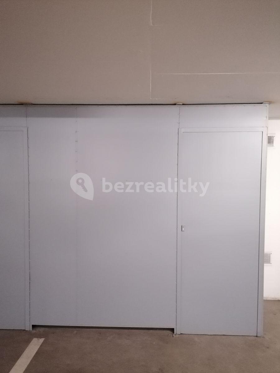 garage to rent, 21 m², Jeseniova, Prague, Prague