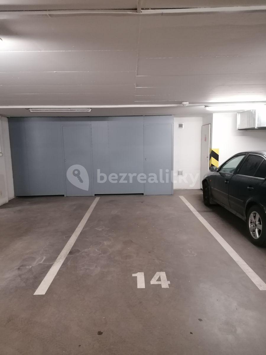 garage to rent, 21 m², Jeseniova, Prague, Prague