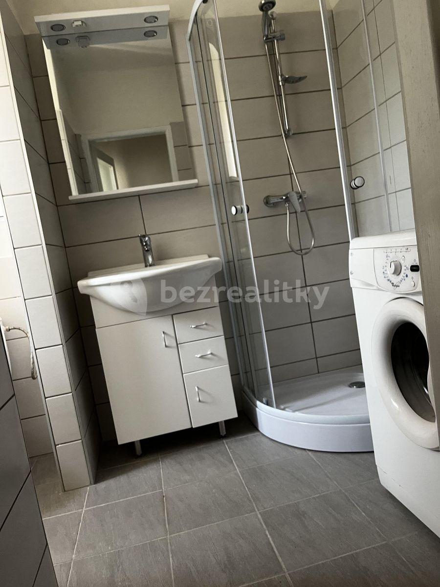 2 bedroom flat to rent, 51 m², Smetáčkova, Slaný, Středočeský Region