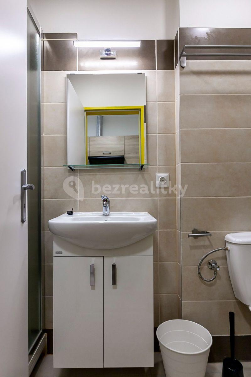 Studio flat to rent, 17 m², Hybešova, Brno, Jihomoravský Region