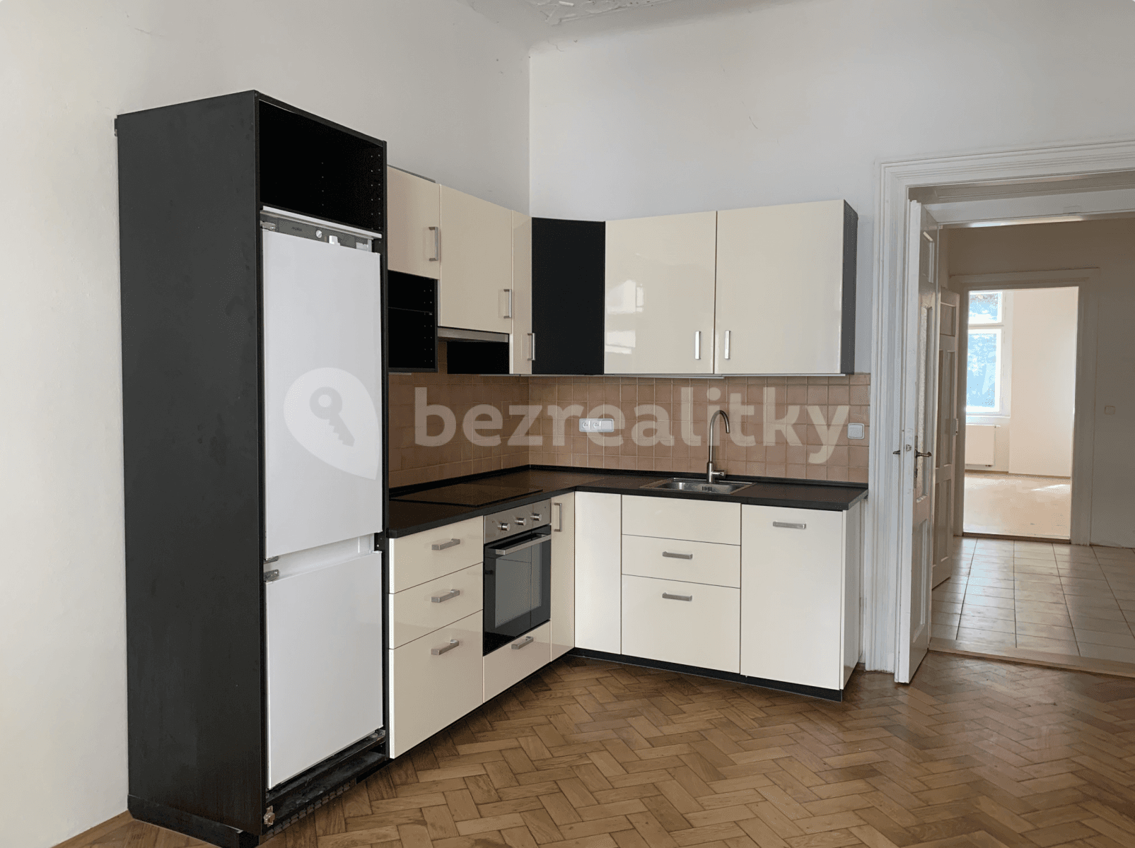 1 bedroom with open-plan kitchen flat to rent, 55 m², Voroněžská, Prague, Prague