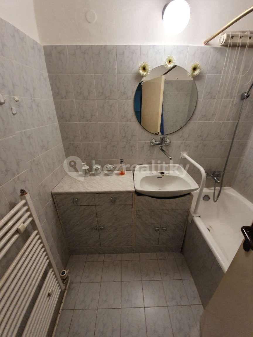 2 bedroom flat to rent, 65 m², Kamýcká, Prague, Prague