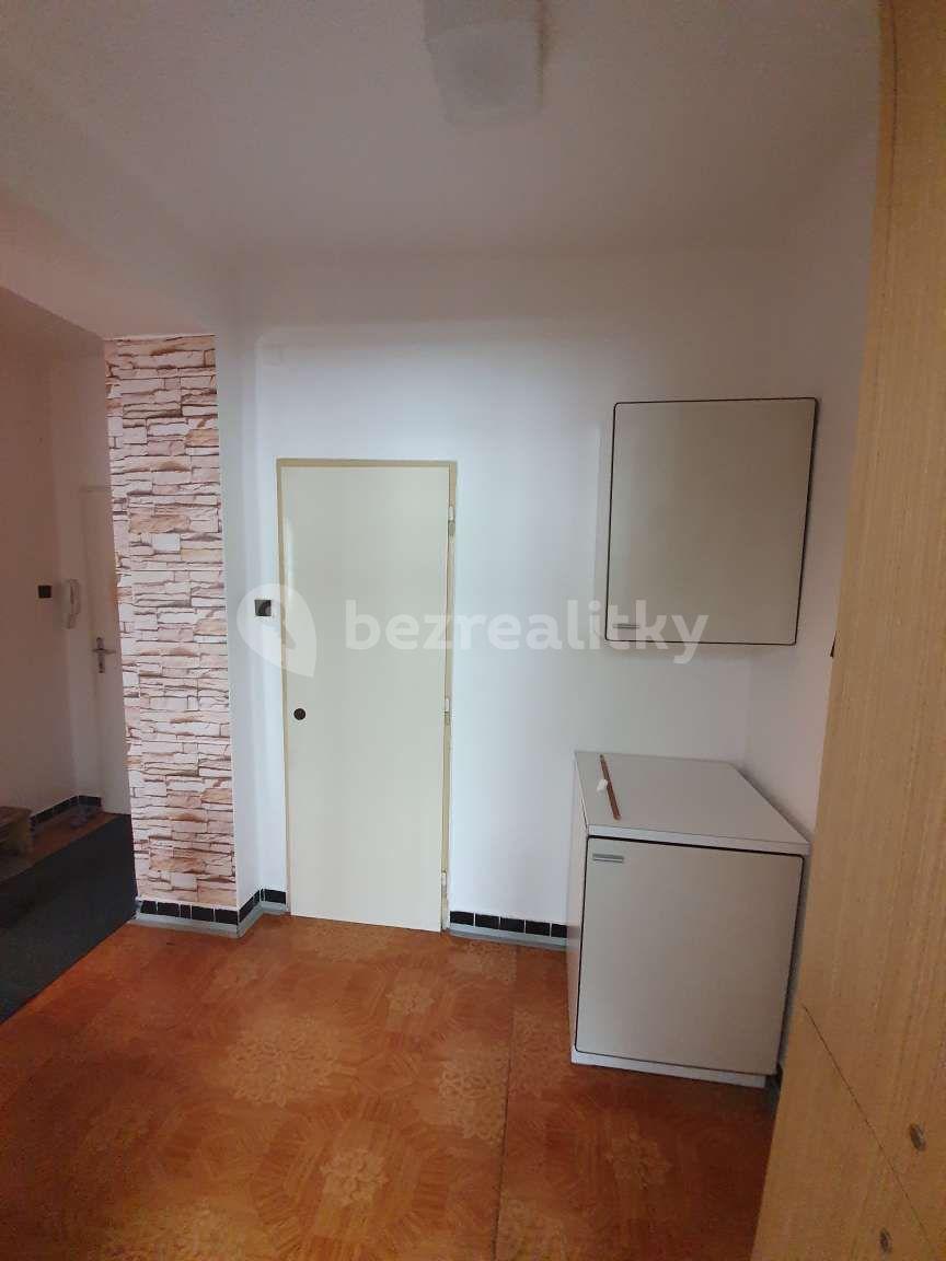 2 bedroom flat to rent, 65 m², Kamýcká, Prague, Prague