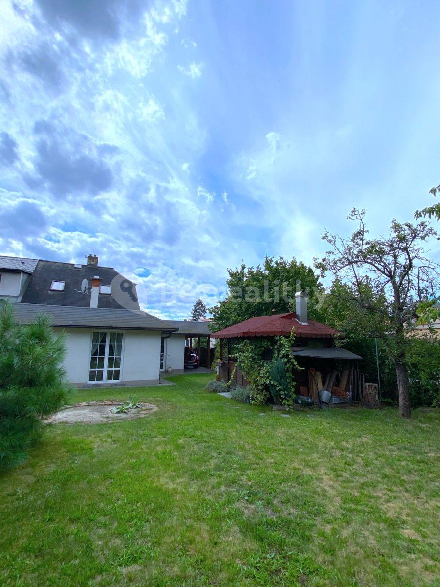 house for sale, 185 m², Březová, Hradec Králové, Královéhradecký Region