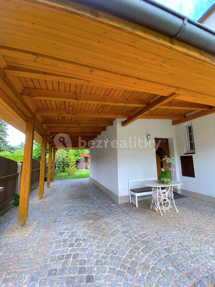 house for sale, 185 m², Březová, Hradec Králové, Královéhradecký Region