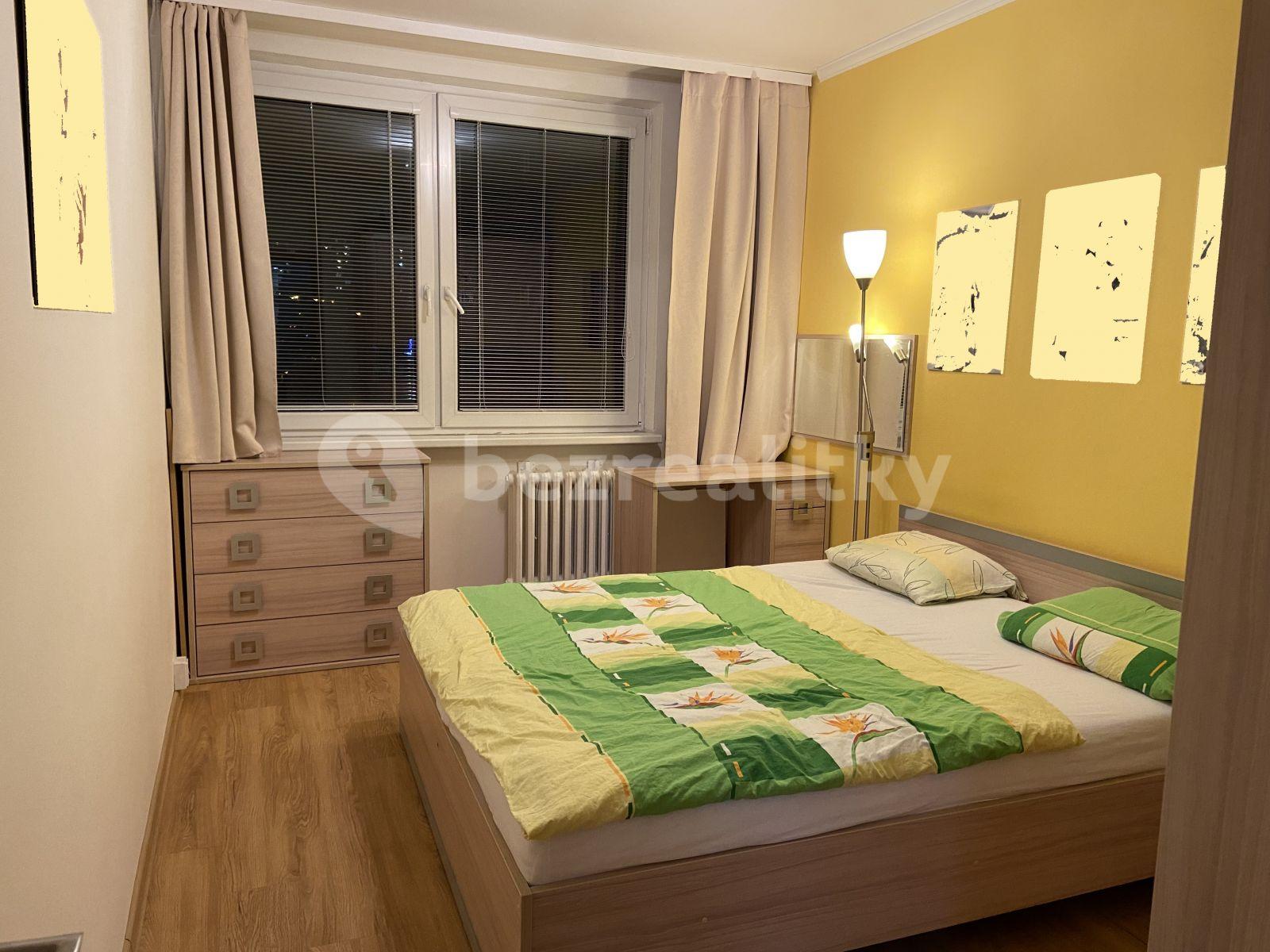 2 bedroom with open-plan kitchen flat to rent, 74 m², Plevenská, Prague, Prague