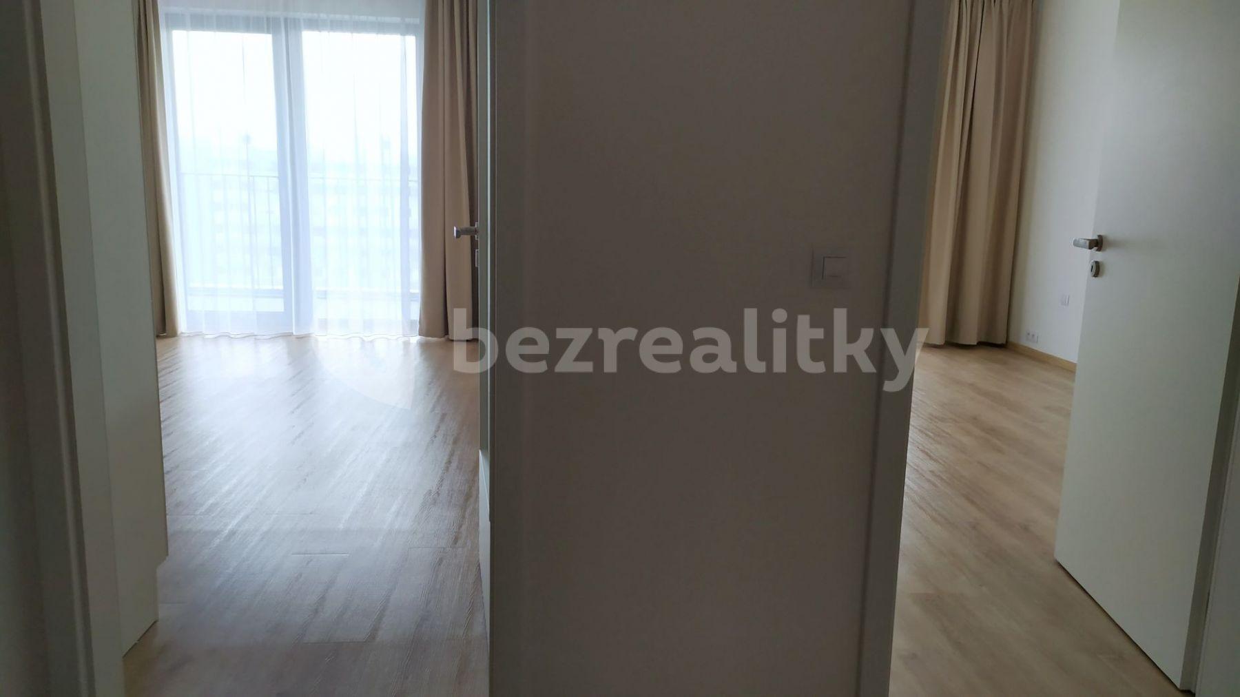 1 bedroom with open-plan kitchen flat to rent, 51 m², Mukařovského, Prague, Prague