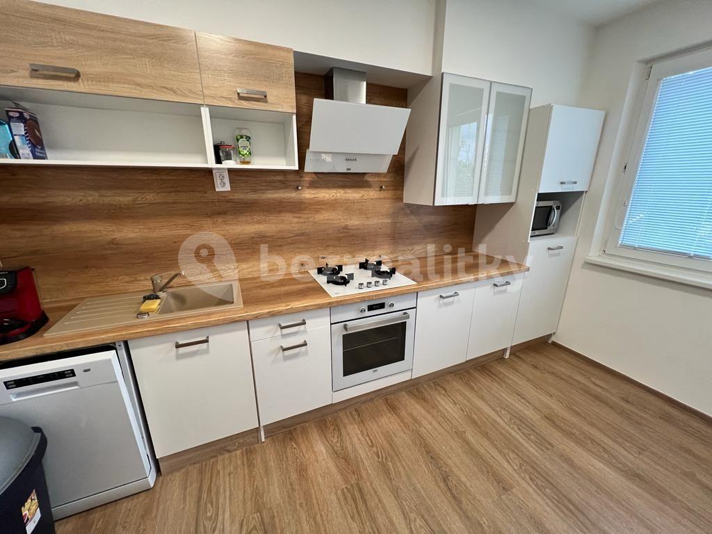 2 bedroom flat to rent, 72 m², Padělky III, Zlín, Zlínský Region