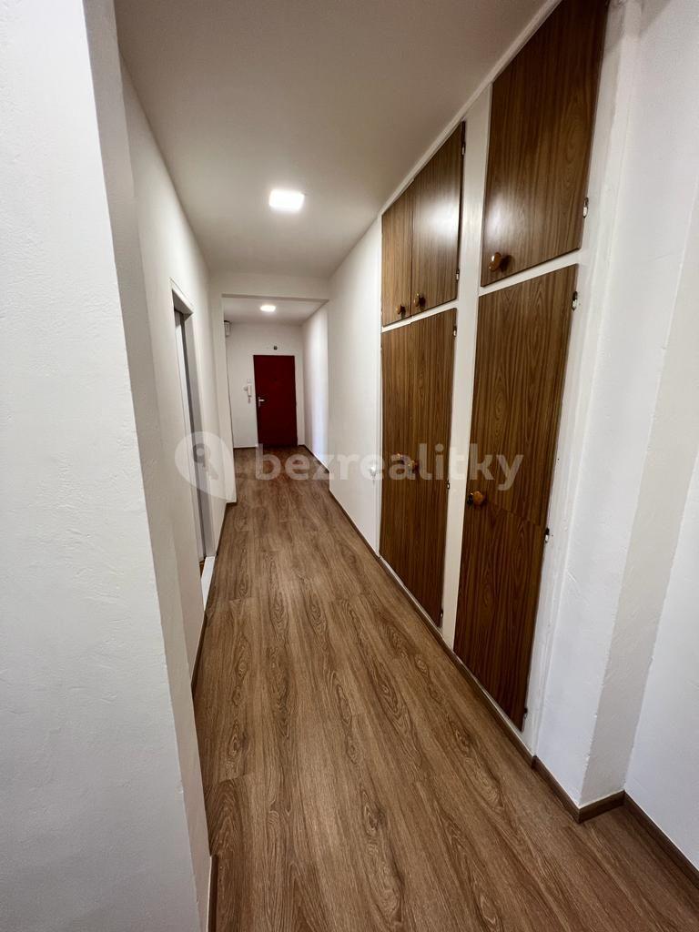 2 bedroom flat to rent, 72 m², Padělky III, Zlín, Zlínský Region