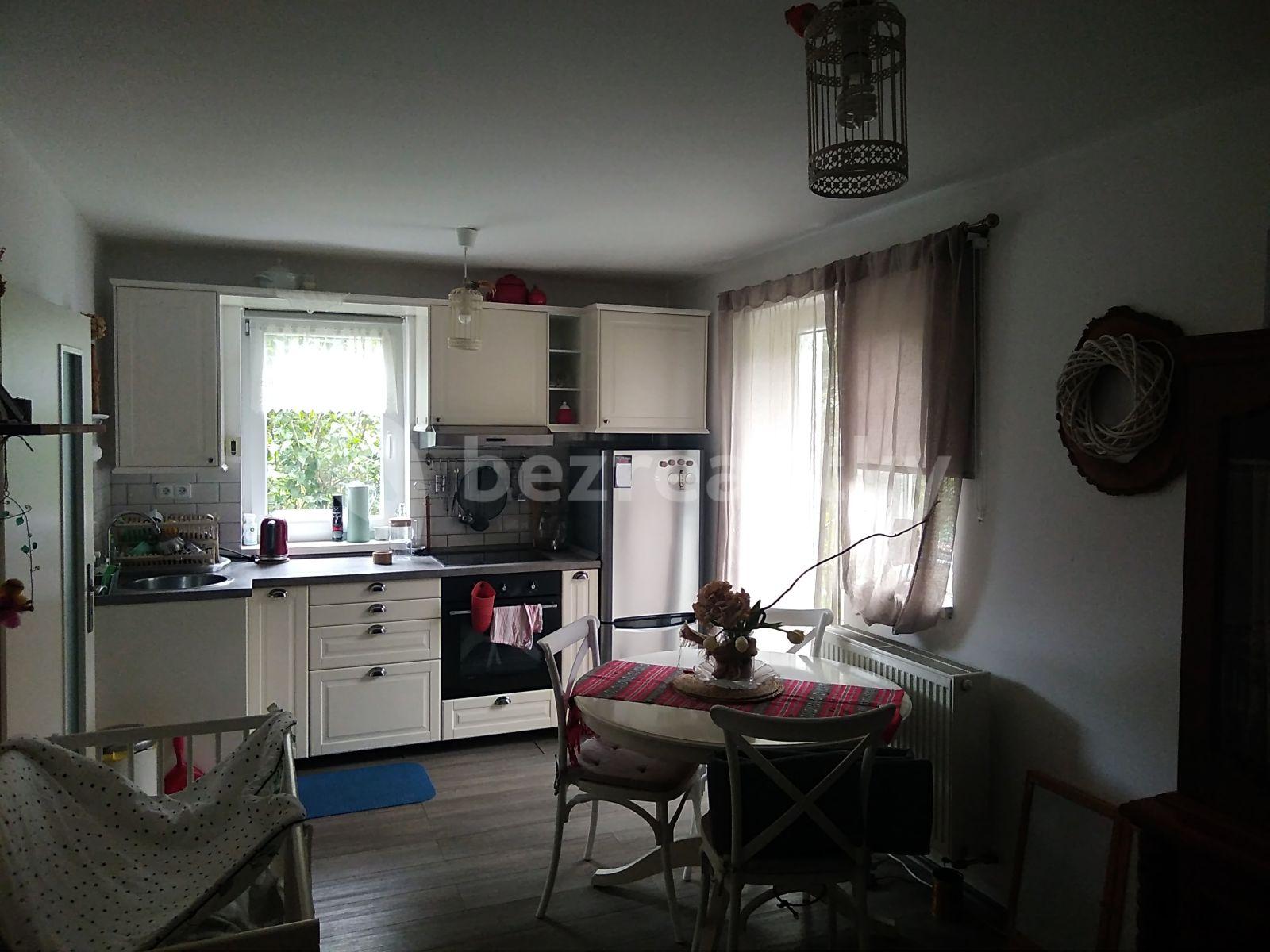 1 bedroom flat to rent, 32 m², V Údolí, Březí, Středočeský Region