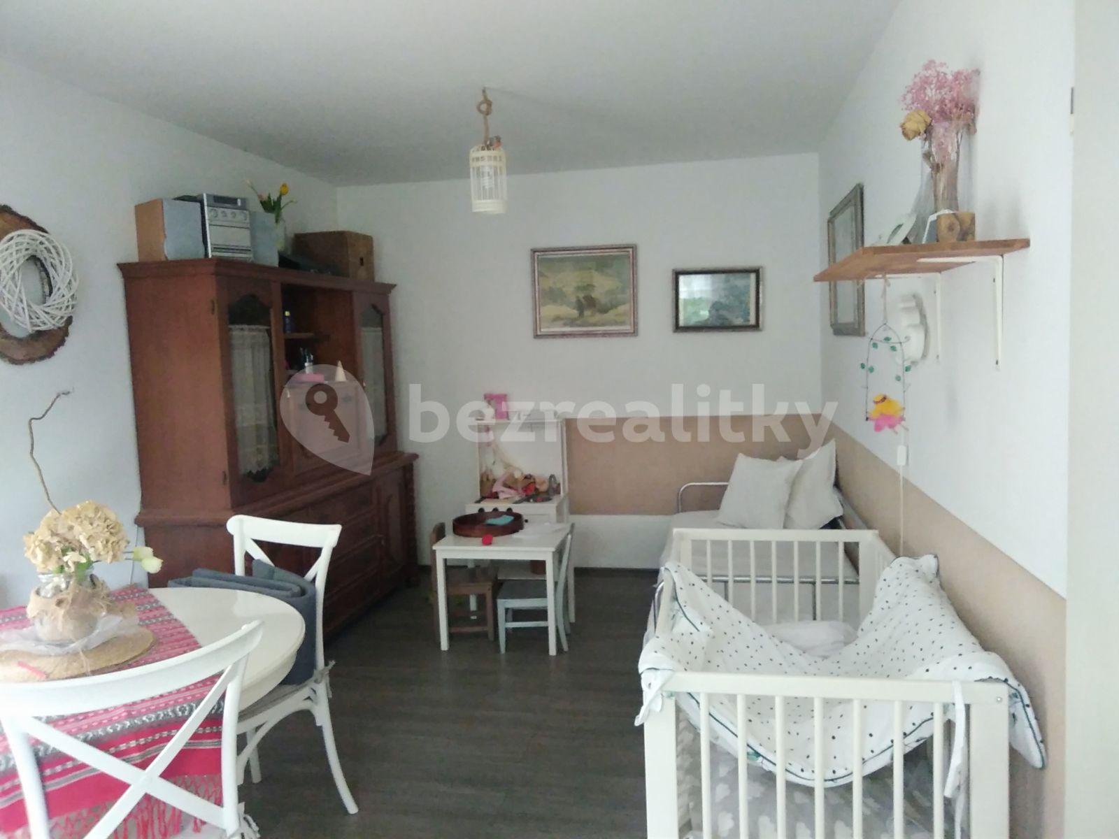 1 bedroom flat to rent, 32 m², V Údolí, Březí, Středočeský Region