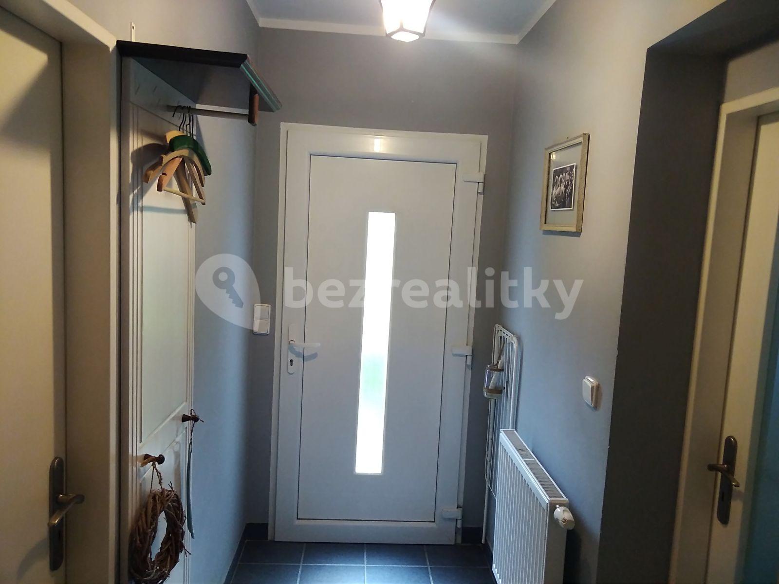 1 bedroom flat to rent, 32 m², V Údolí, Březí, Středočeský Region