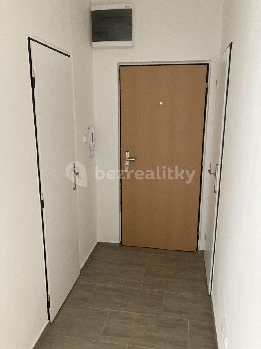 2 bedroom flat to rent, 61 m², Nám. V. Čtvrtka, Jičín, Královéhradecký Region