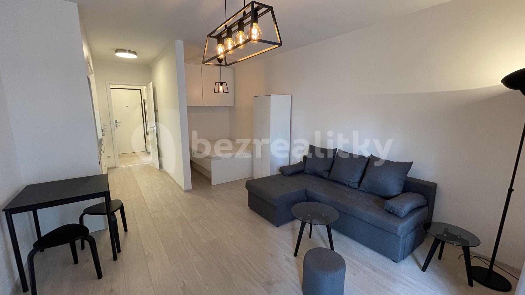 Studio flat to rent, 33 m², Hartigova, Prague, Prague