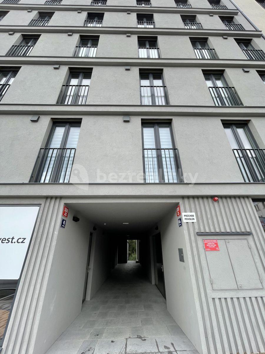 Studio flat to rent, 33 m², Hartigova, Prague, Prague