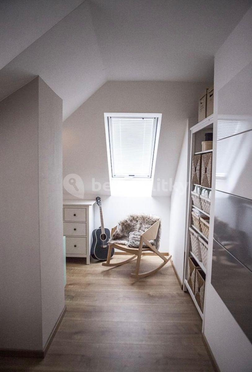 2 bedroom with open-plan kitchen flat for sale, 92 m², Českobrodská, Prague, Prague