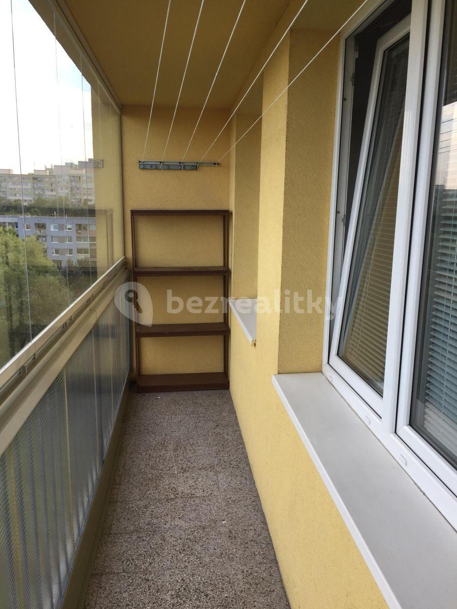 3 bedroom flat to rent, 72 m², Stříbrského, Prague, Prague