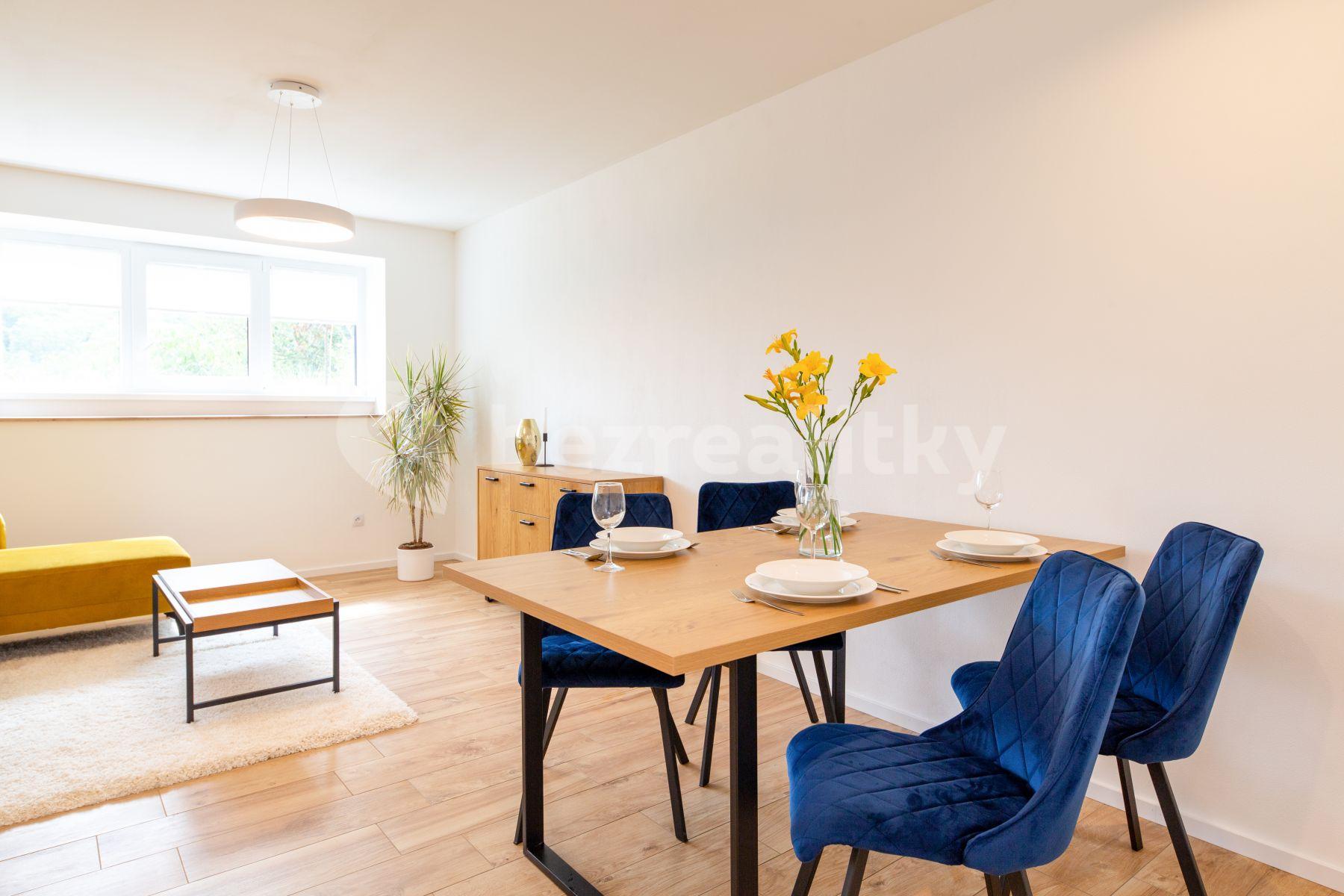 1 bedroom with open-plan kitchen flat to rent, 62 m², Tomešova, Brno, Jihomoravský Region