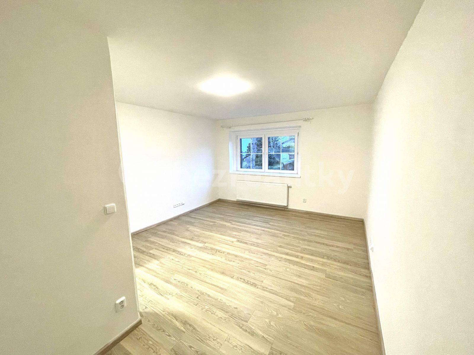 2 bedroom with open-plan kitchen flat to rent, 84 m², Hřebečská, Buštěhrad, Středočeský Region