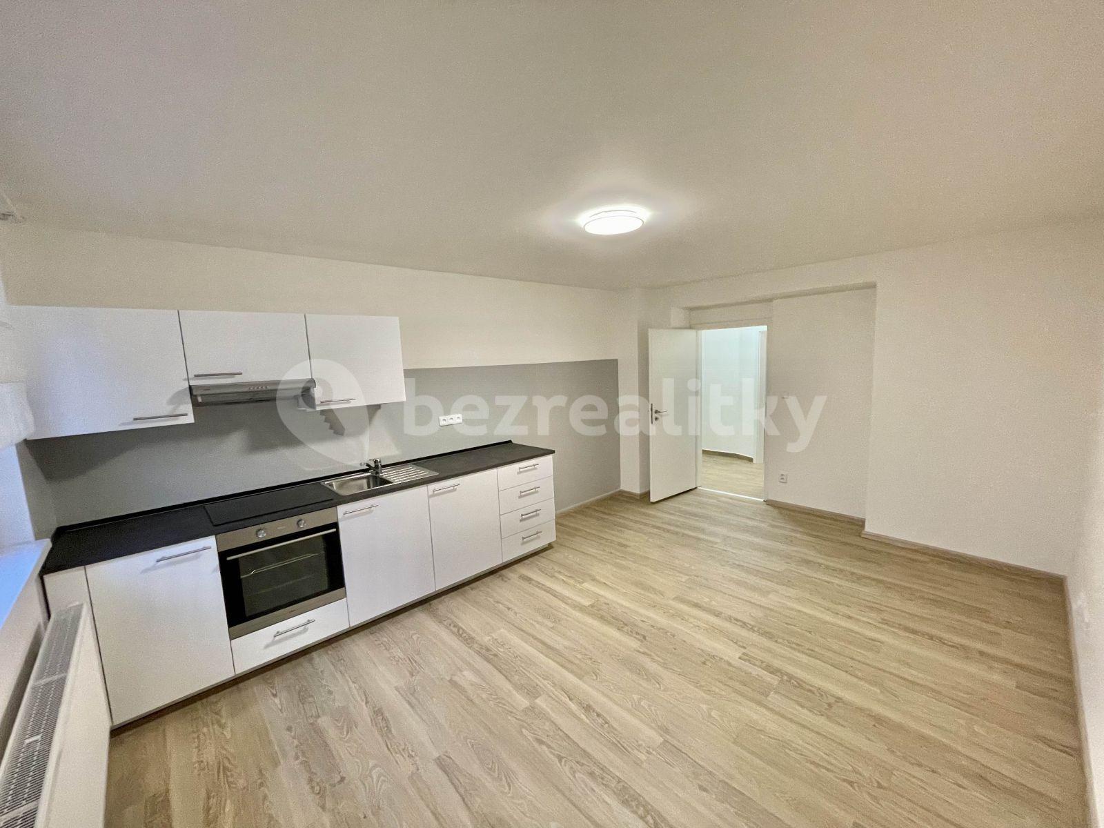 2 bedroom with open-plan kitchen flat to rent, 84 m², Hřebečská, Buštěhrad, Středočeský Region