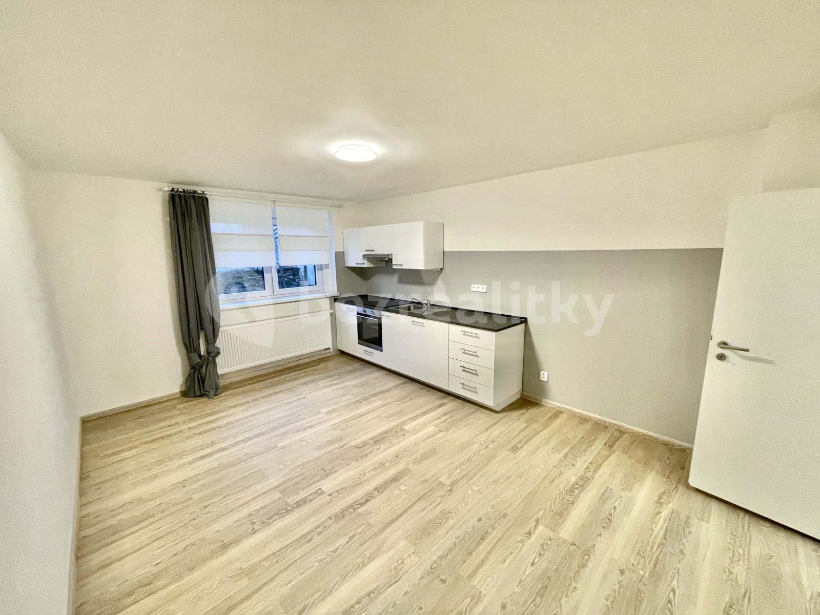 2 bedroom with open-plan kitchen flat to rent, 84 m², Hřebečská, Buštěhrad, Středočeský Region