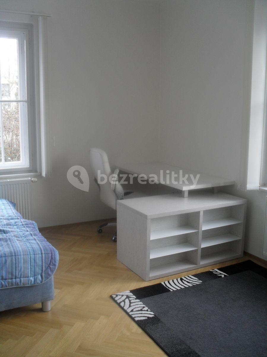 1 bedroom flat to rent, 55 m², Nezvalova, Hradec Králové, Královéhradecký Region