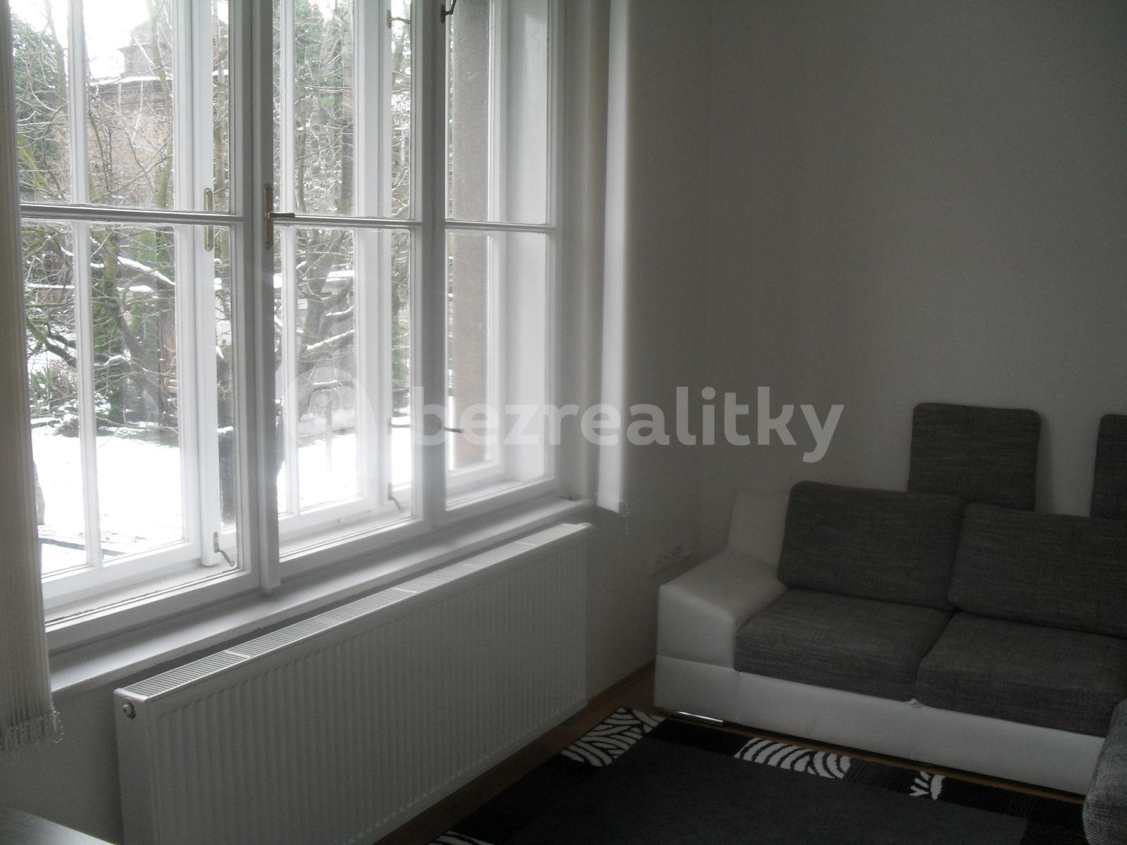 1 bedroom flat to rent, 55 m², Nezvalova, Hradec Králové, Královéhradecký Region