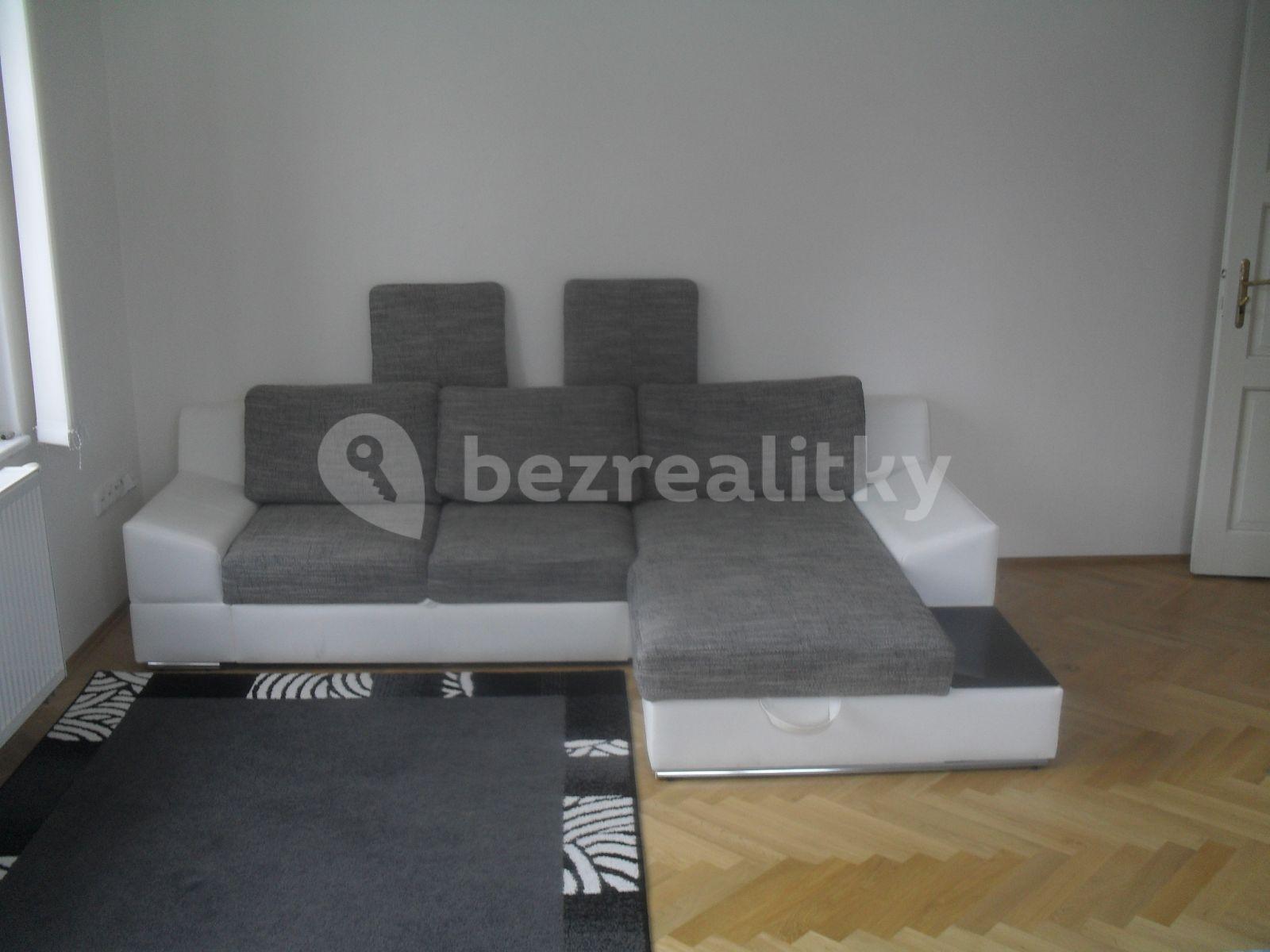 1 bedroom flat to rent, 55 m², Nezvalova, Hradec Králové, Královéhradecký Region