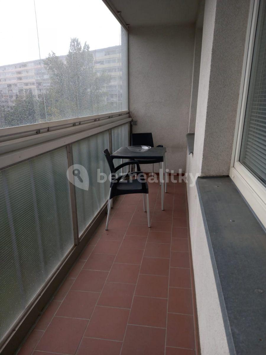 3 bedroom flat to rent, 66 m², Jablonecká, Prague, Prague