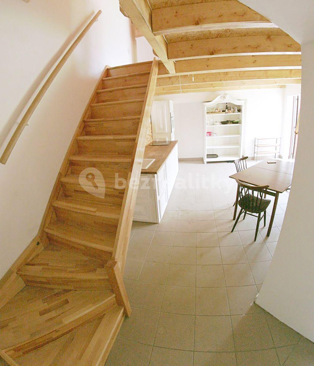 1 bedroom with open-plan kitchen flat to rent, 68 m², Semanského, Prague, Prague