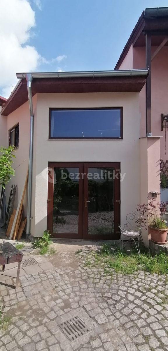 1 bedroom with open-plan kitchen flat to rent, 68 m², Semanského, Prague, Prague