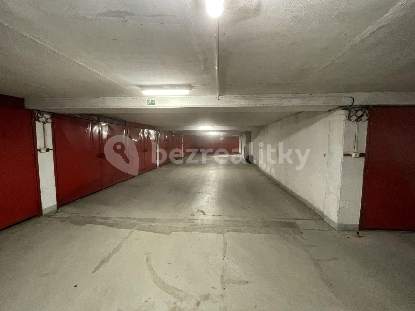 garage to rent, 19 m², Nušlova, Prague, Prague