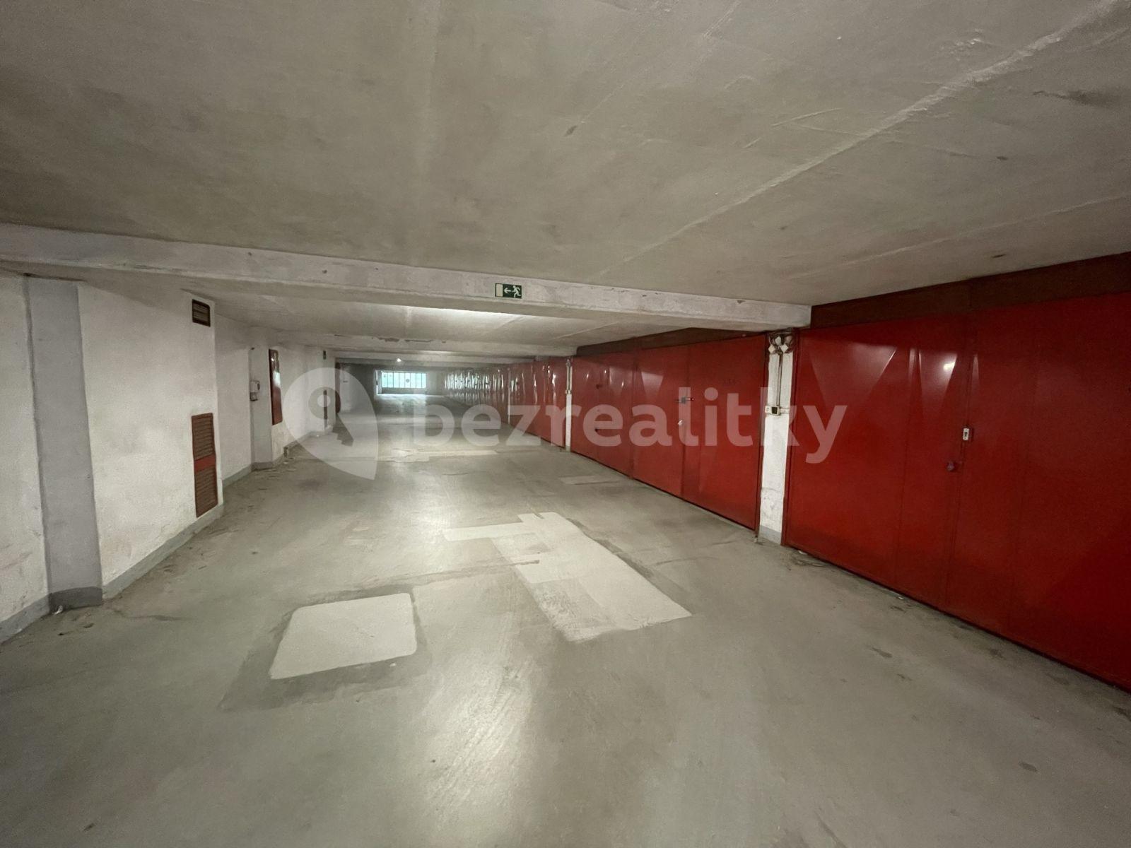 garage to rent, 19 m², Nušlova, Prague, Prague