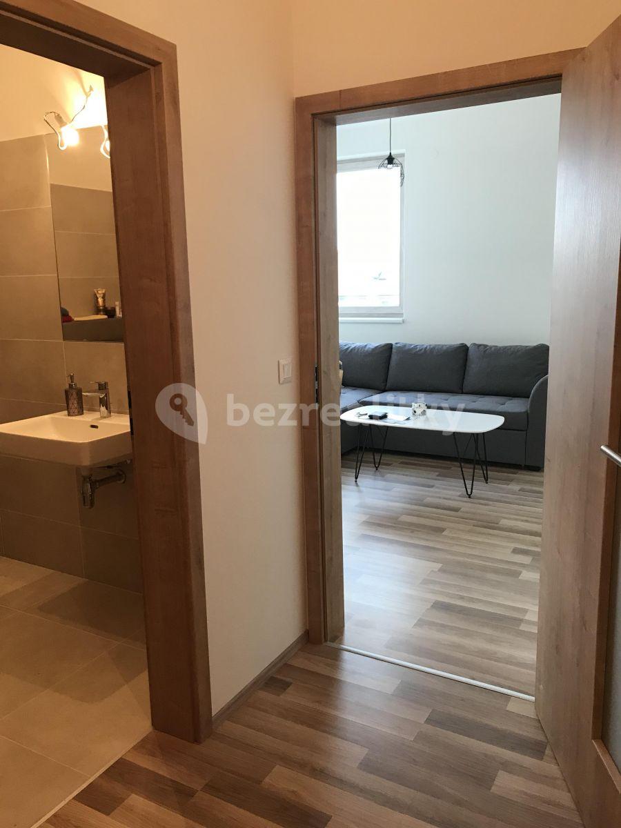 Studio flat to rent, 55 m², U Škol, Bučovice, Jihomoravský Region