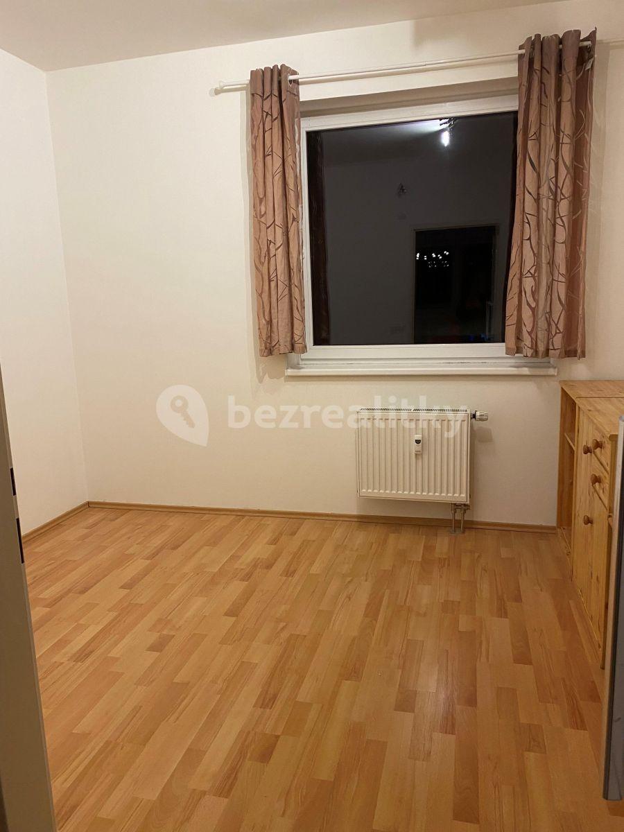 2 bedroom with open-plan kitchen flat to rent, 60 m², Nad Štolami, Odolena Voda, Středočeský Region