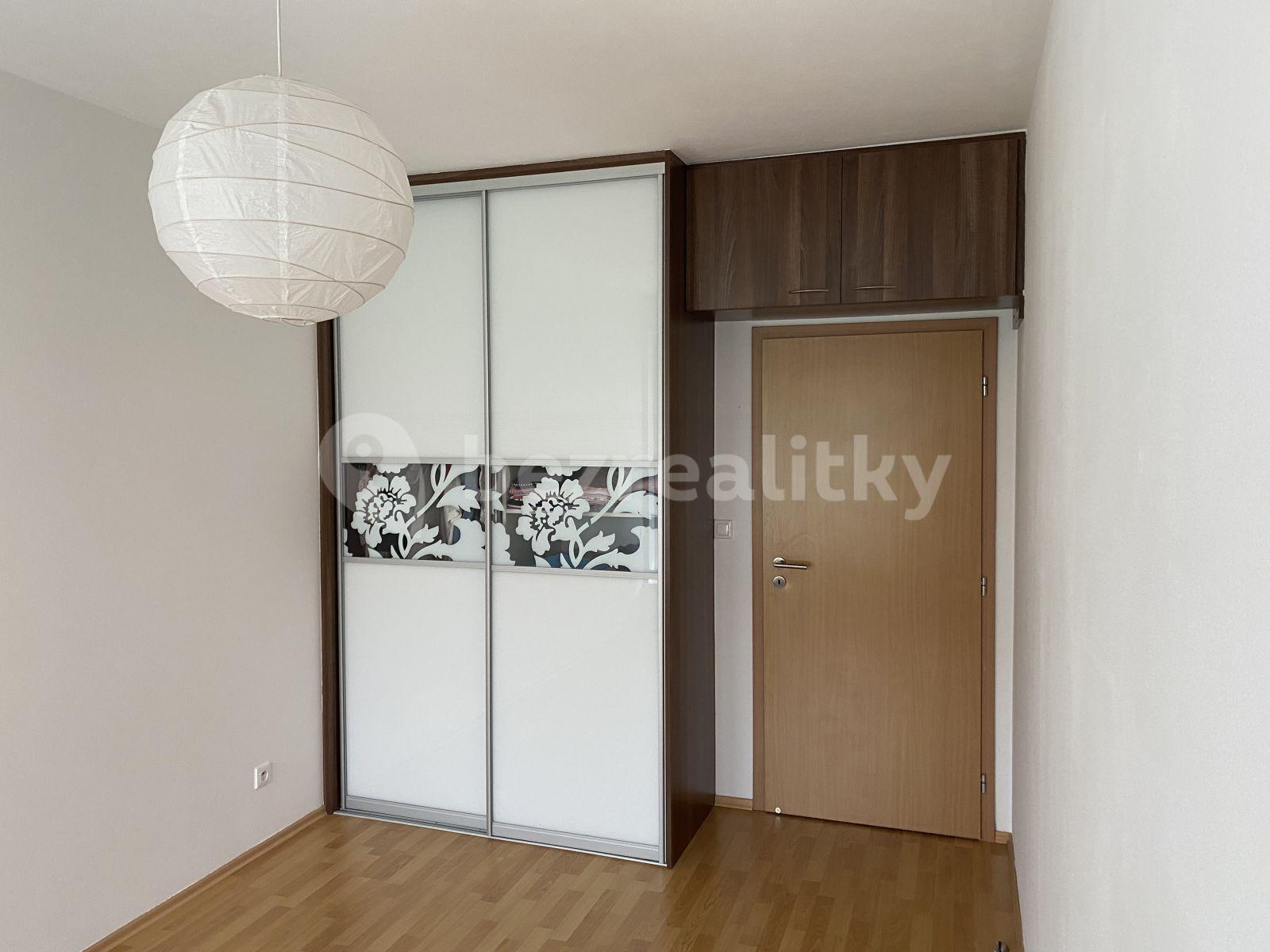 2 bedroom with open-plan kitchen flat to rent, 76 m², V Osikách, Prague, Prague