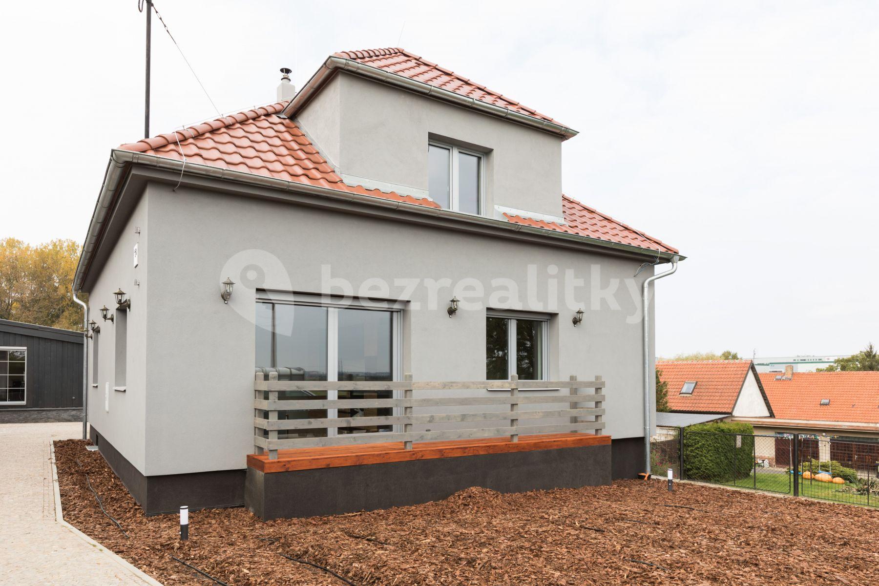 Studio flat to rent, 43 m², Jažlovická, Říčany, Středočeský Region