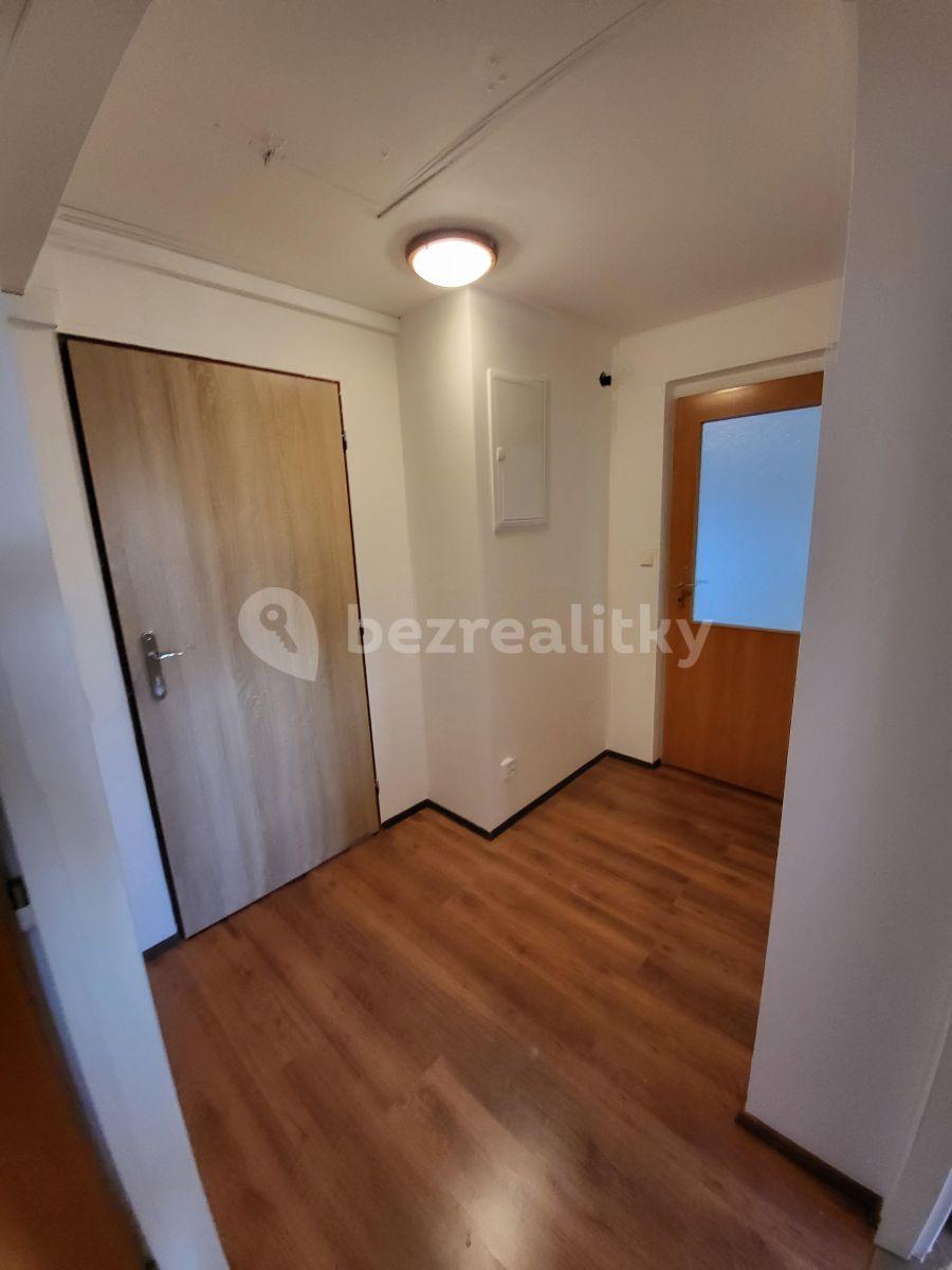 2 bedroom with open-plan kitchen flat to rent, 75 m², V Sádku, Újezd u Brna, Jihomoravský Region