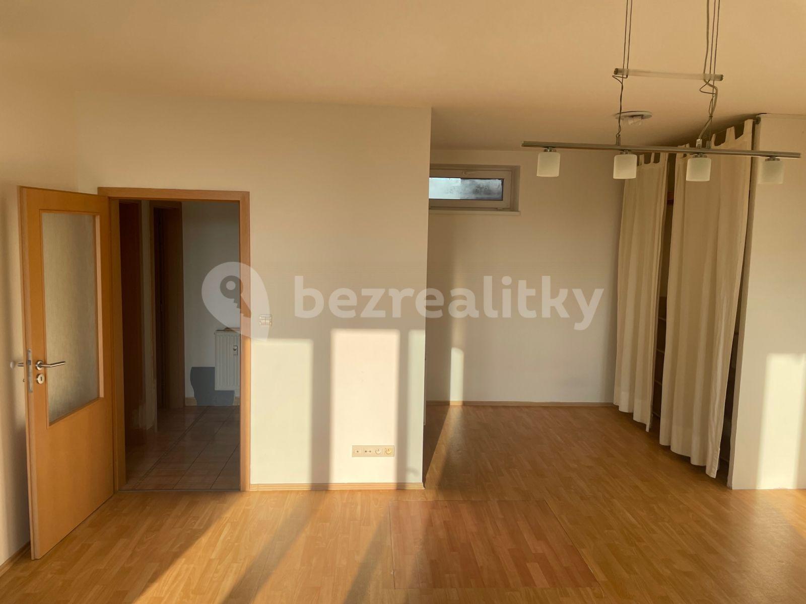 Studio flat to rent, 48 m², Novodvorská, Prague, Prague