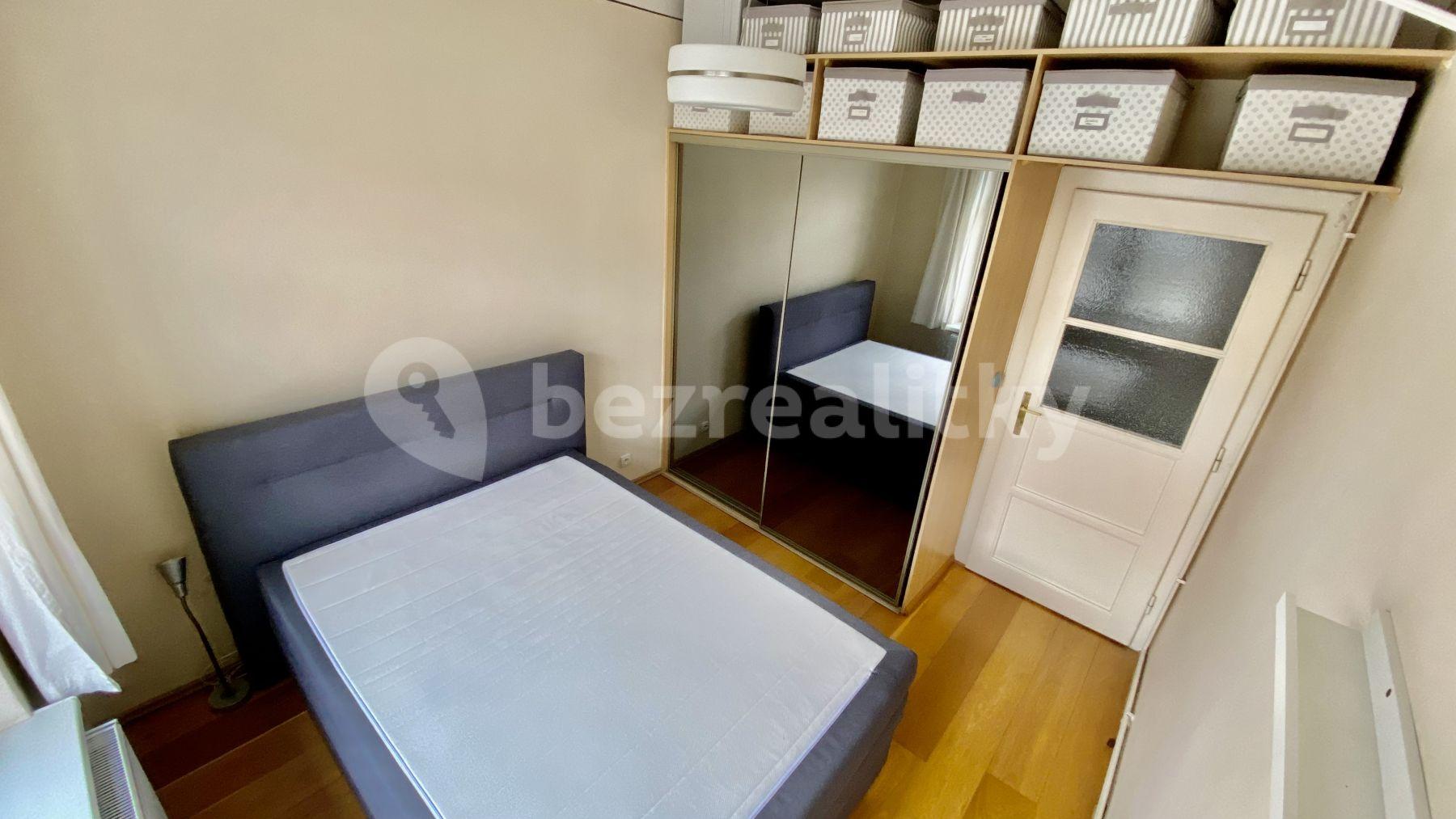 2 bedroom flat to rent, 45 m², Polská, Prague, Prague