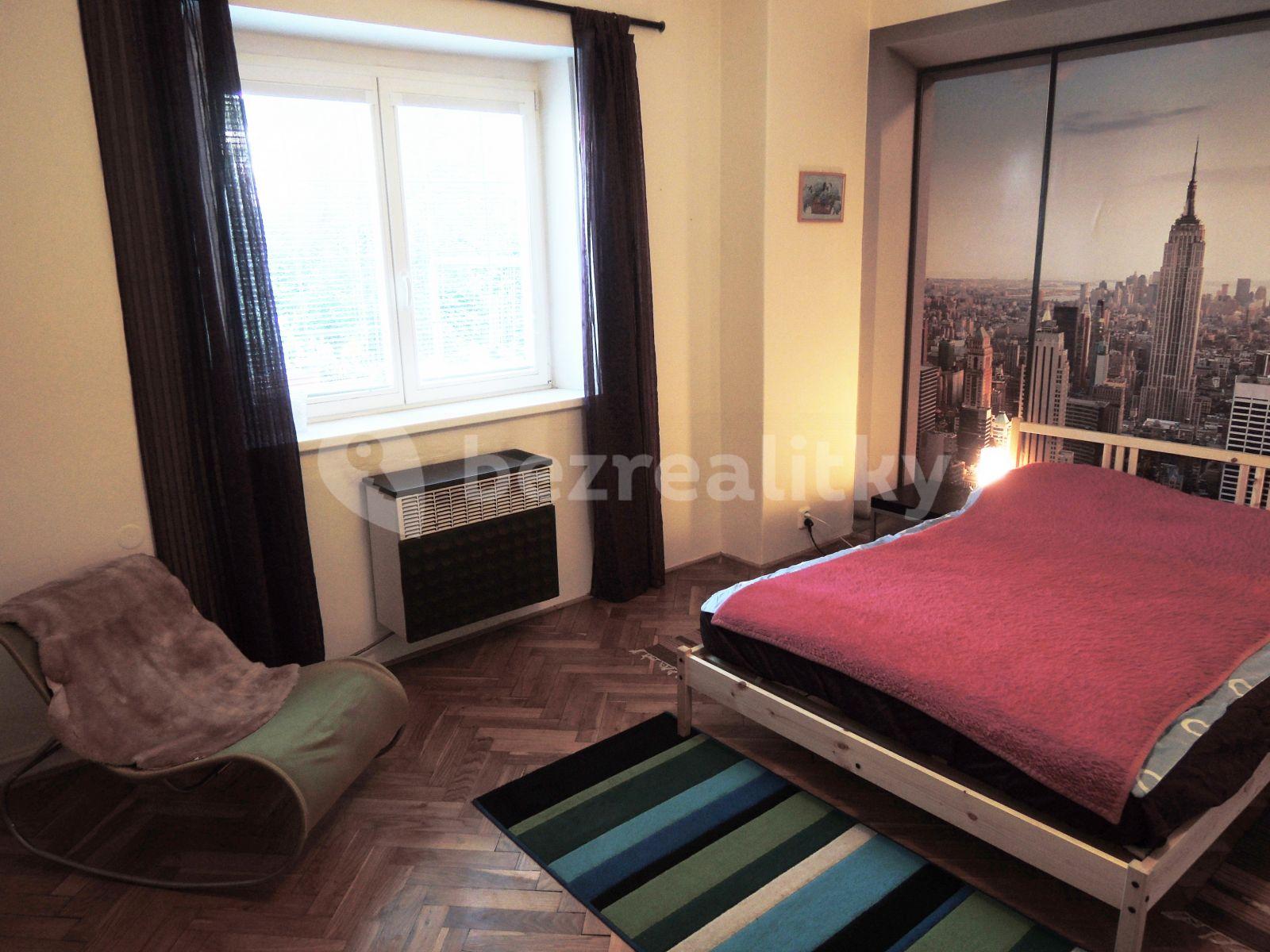 Small studio flat to rent, 29 m², Irkutská, Prague, Prague