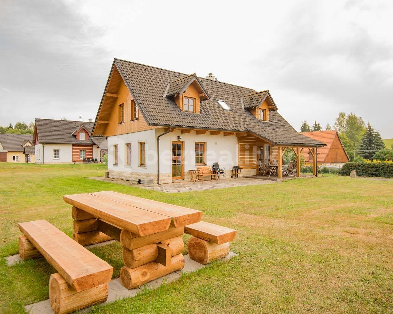 recreational property to rent, 0 m², Božanov, Královéhradecký Region