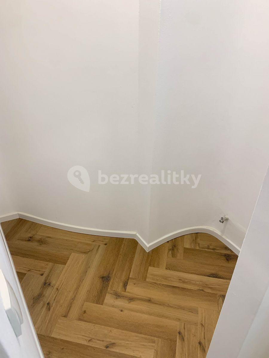 3 bedroom flat to rent, 115 m², Ostrava, Moravskoslezský Region