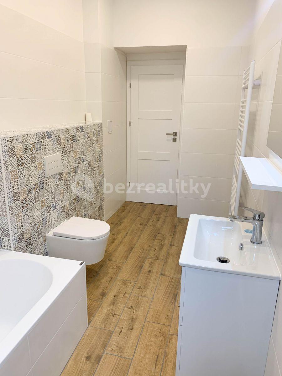 3 bedroom flat to rent, 115 m², Ostrava, Moravskoslezský Region