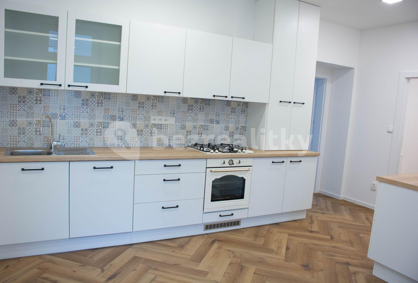 3 bedroom flat to rent, 115 m², Ostrava, Moravskoslezský Region