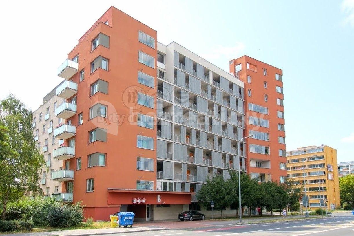 Studio flat for sale, 46 m², Novodvorská, Prague, Prague