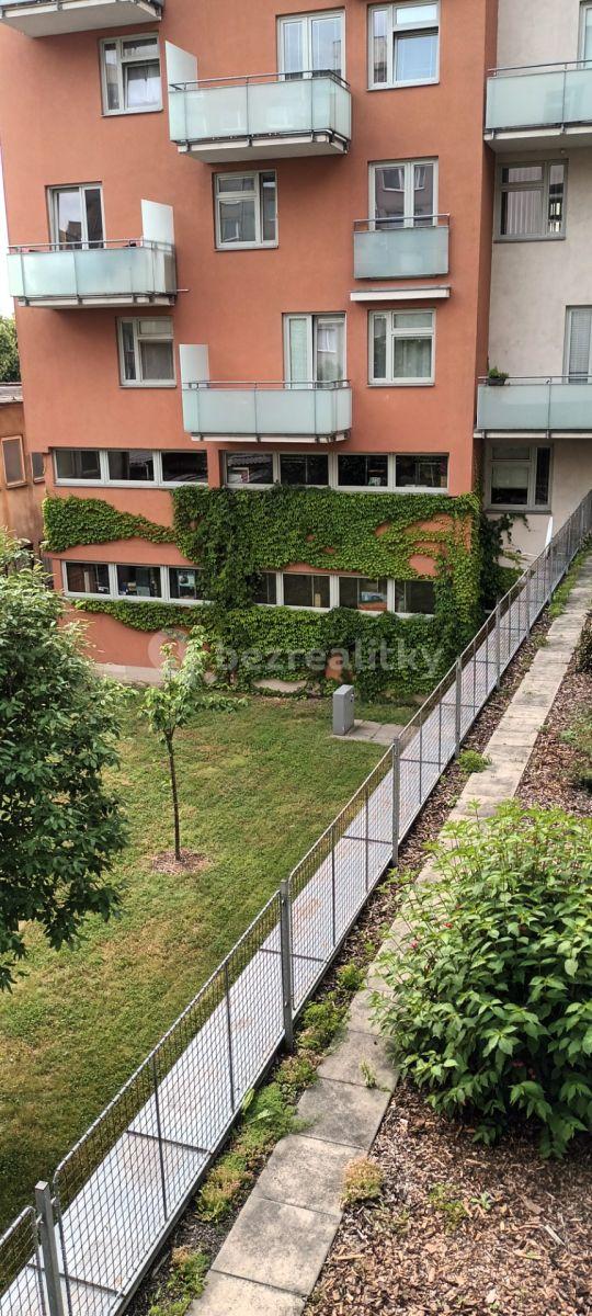 Studio flat for sale, 46 m², Novodvorská, Prague, Prague