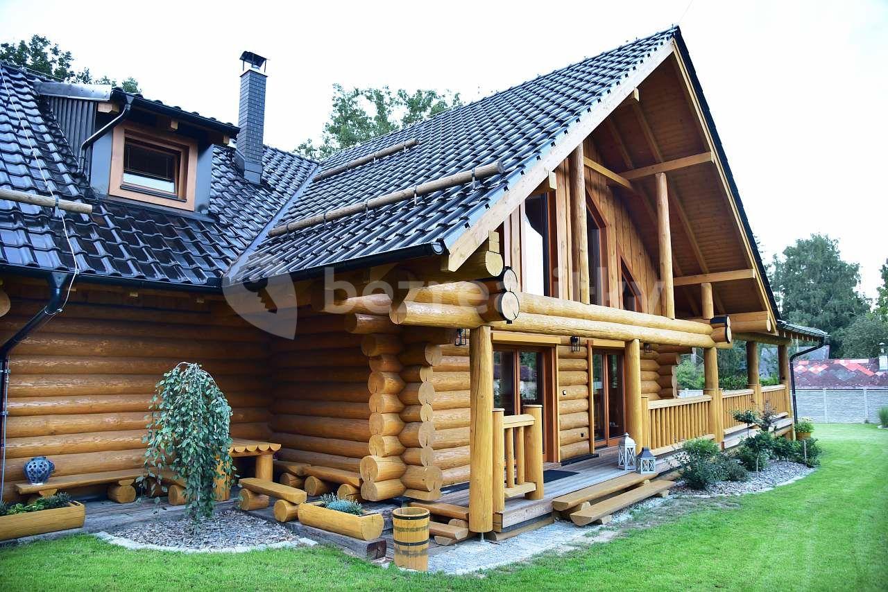 recreational property to rent, 0 m², Planá nad Lužnicí, Jihočeský Region