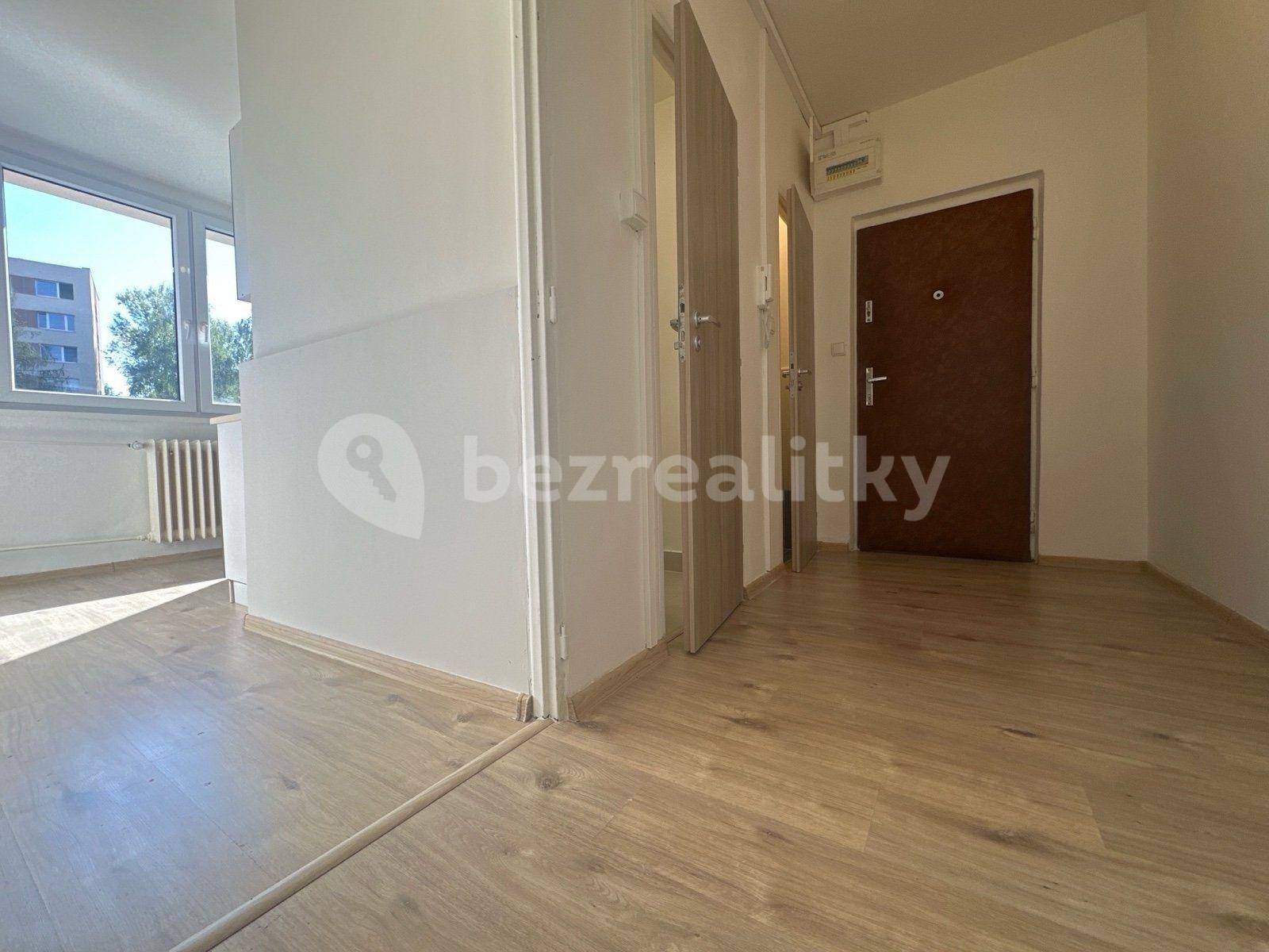 3 bedroom flat to rent, 54 m², Slovenská, Karviná, Moravskoslezský Region